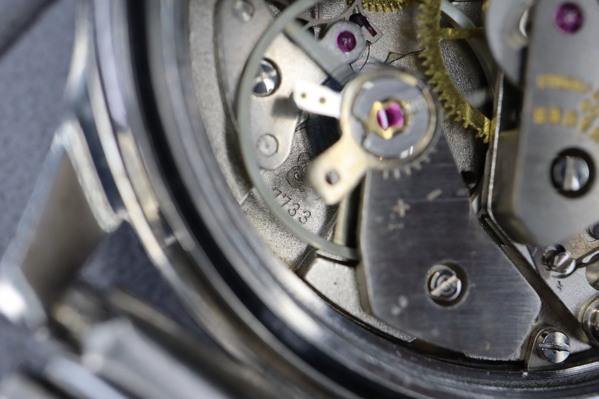 Vintage Wittnauer Genève Professional Chronograph – Valjoux 7733